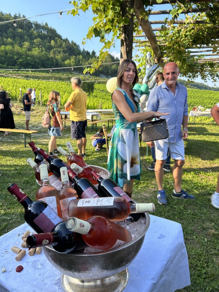 Azienda Agricola RoccaVinealis Roccavignale - Provincia di Savona Coltivazione di Granaccia e Vermentino – Matrimoni Compleanni Eventi 2023