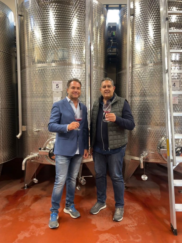 Azienda Agricola RoccaVinealis Roccavignale - Provincia di Savona Coltivazione di Granaccia e Vermentino – Presidente Giovanni Toti Regione Liguria