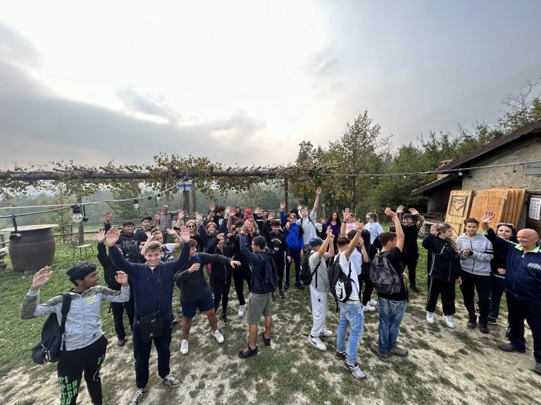 Azienda Agricola RoccaVinealis Roccavignale - Provincia di Savona Coltivazione di Granaccia e Vermentino – Vendemmia Ottobre 2023