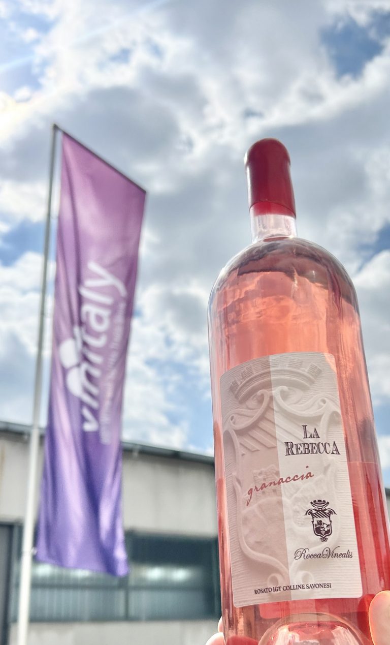 Azienda Agricola RoccaVinealis Roccavignale - Provincia di Savona Coltivazione di Granaccia e Vermentino – Vinitaly 2023